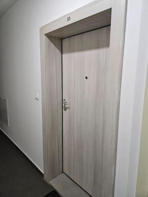 Milo Apartment Skopje Exterior foto
